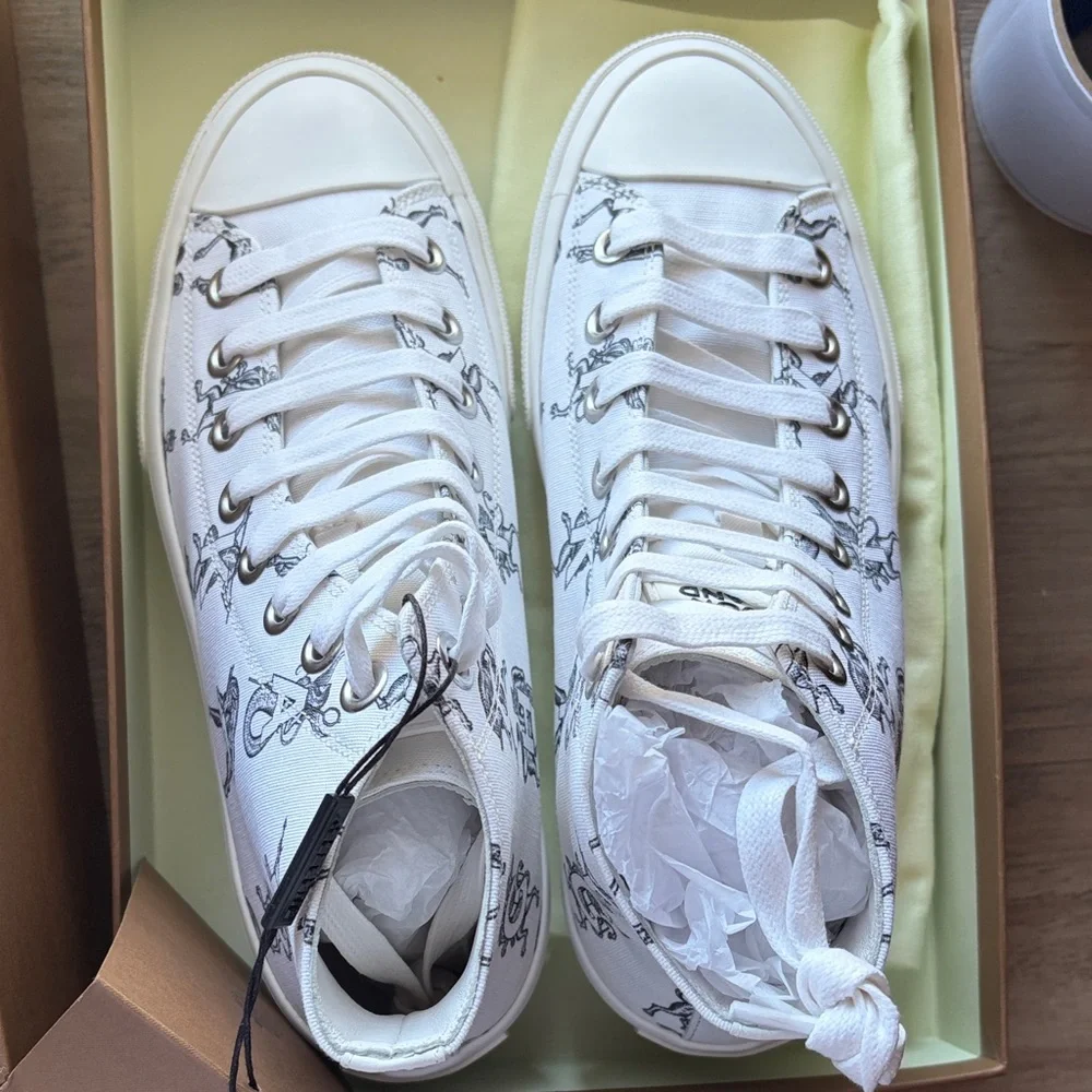 NWT Burberry White High-Top Sneakers Mythical Alphabet Collection size 37.5 - Picture 2 of 13